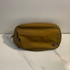 NWT LULULEMON Everywhere Belt Bag Burnt Caramel NEW